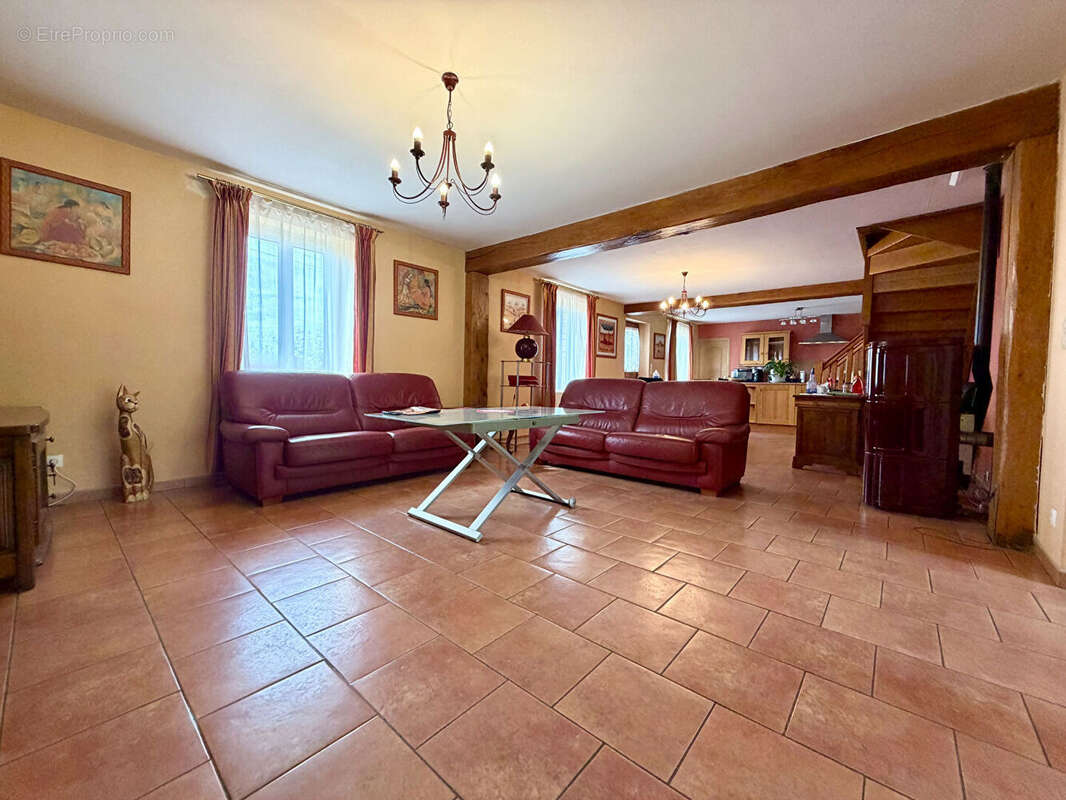 Maison à BRETEUIL
