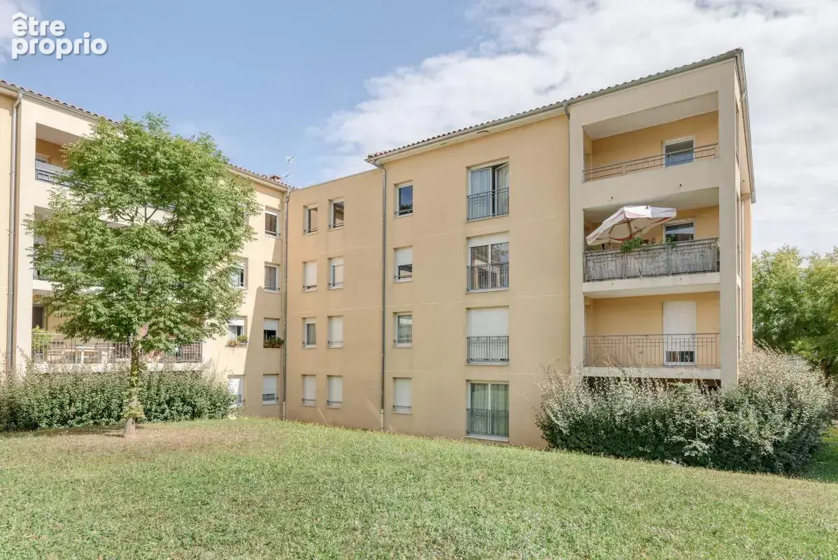 Appartement t3 + terrasse 12 m² - photo 11