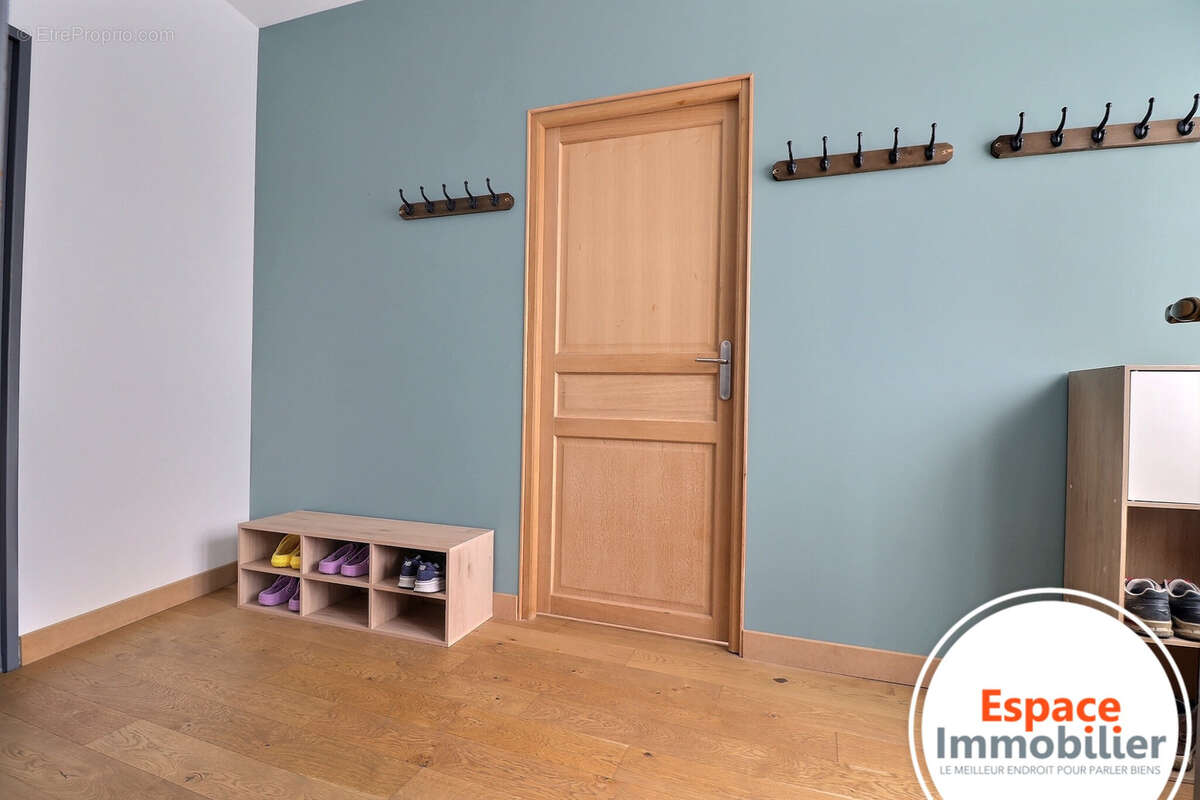 Maison à NEUVILLE-SUR-ESCAUT