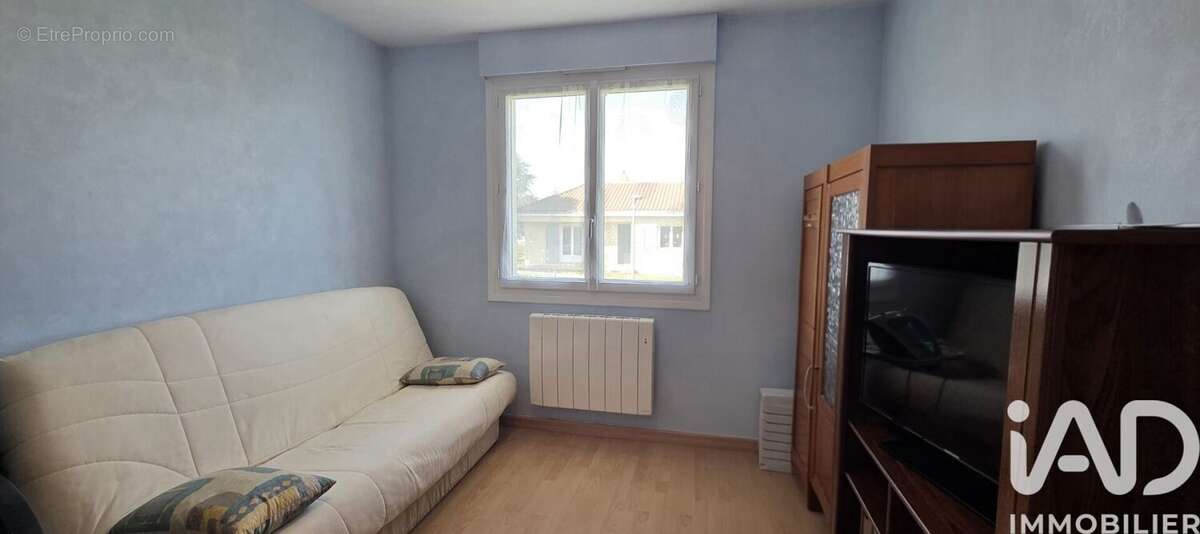 Maison 96 m² à Vezins  - photo 9