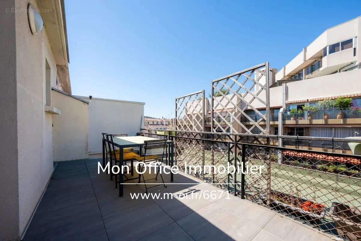 Appartement à MARSEILLE-6E