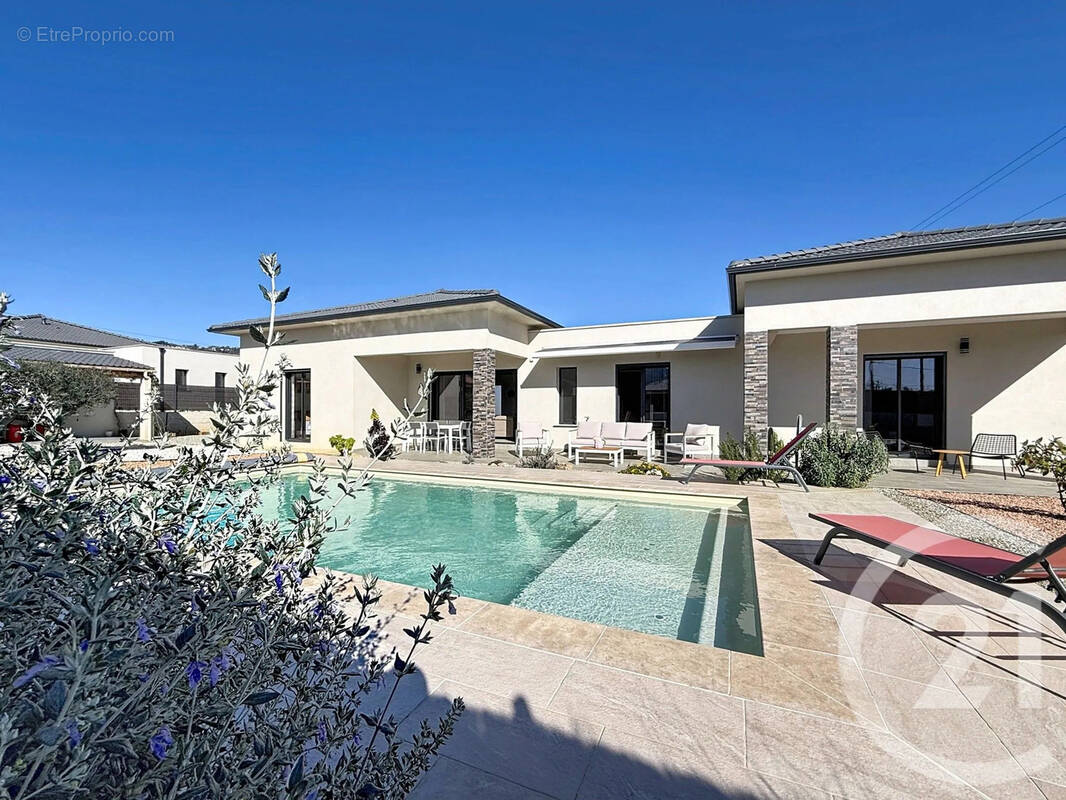 Maison à SANTA-LUCIA-DI-MORIANI