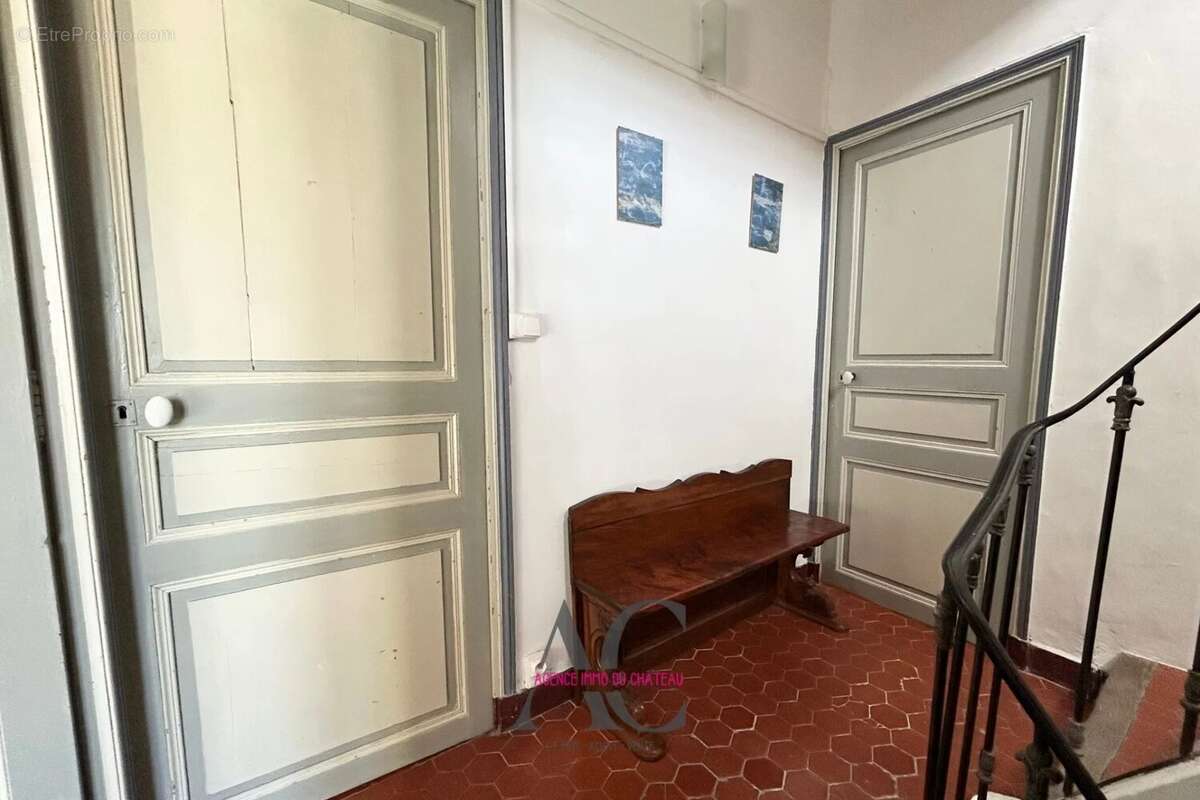 Maison à SAINTE-ANASTASIE-SUR-ISSOLE