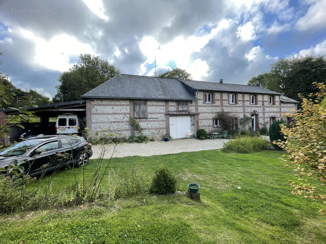 Maison à SAINT-PIERRE-EN-PORT