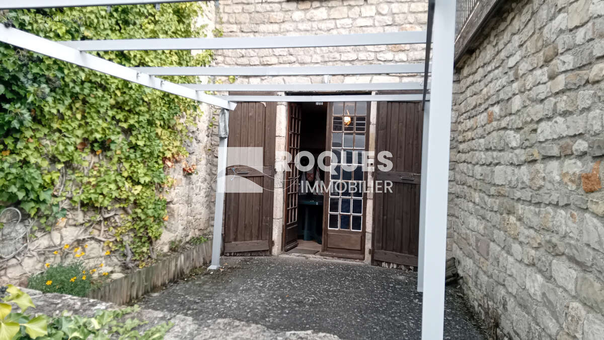 Maison à COMPEYRE