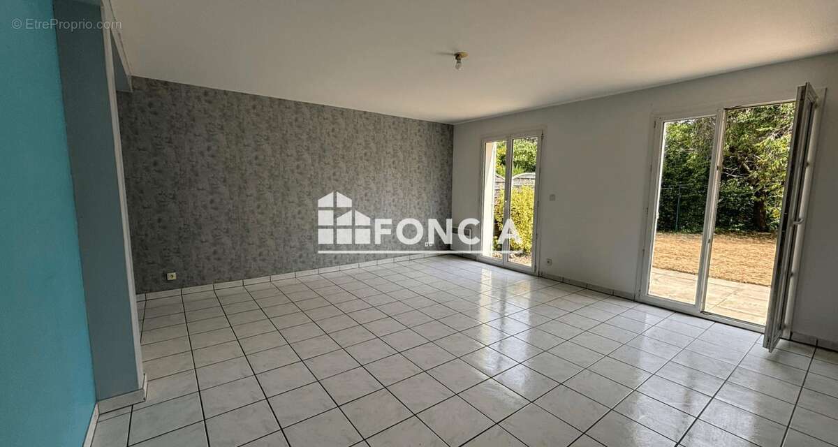 Maison 4 pièces avec grand jardin de 243m2 plein sud proche gare de Lieusaint - photo 2
