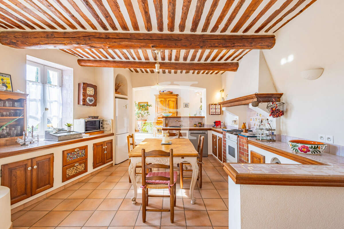 Maison à VAISON-LA-ROMAINE