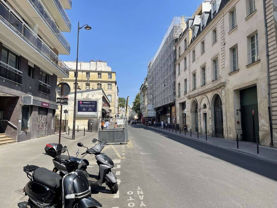 120 m² à Paris-11e  - photo 3