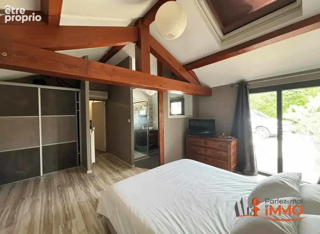 Maison 6 pièces 130 m² à vendre à Montbrison (42600) - photo 8