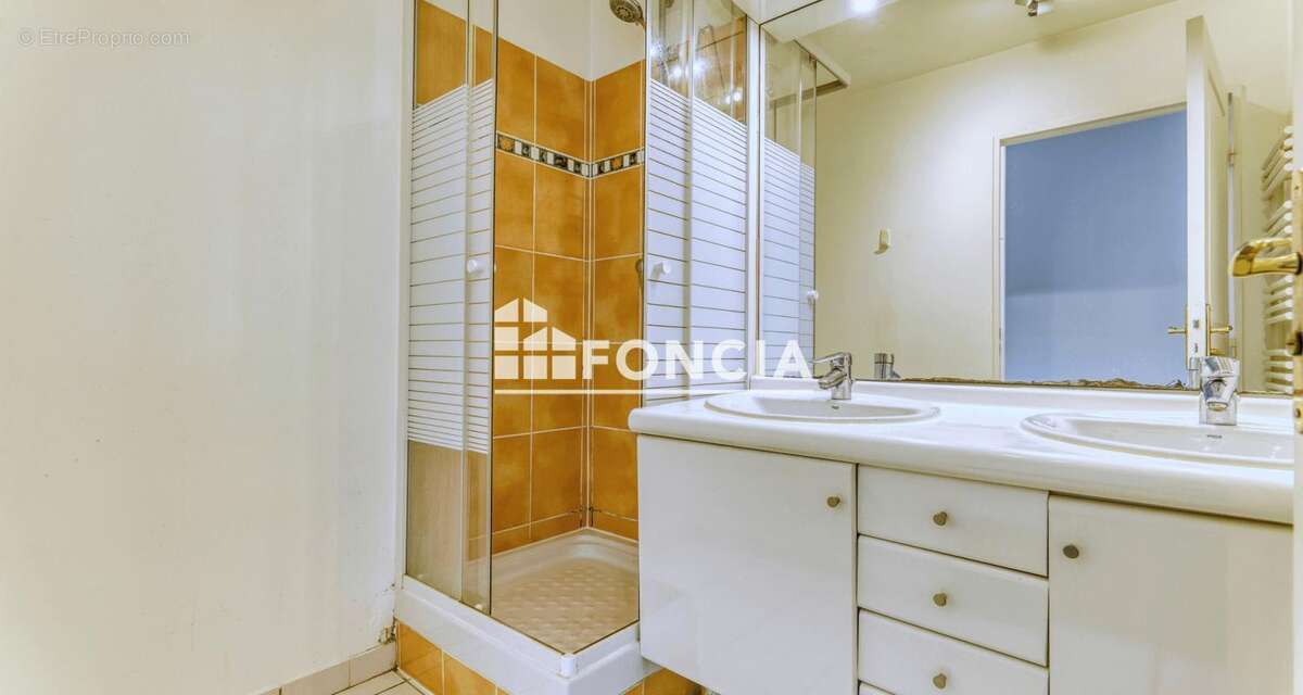 Appartement à RUEIL-MALMAISON
