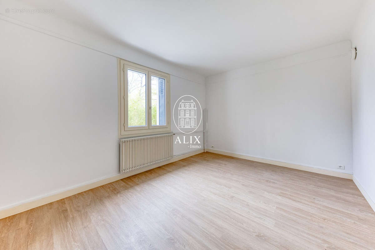 Appartement à VELIZY-VILLACOUBLAY