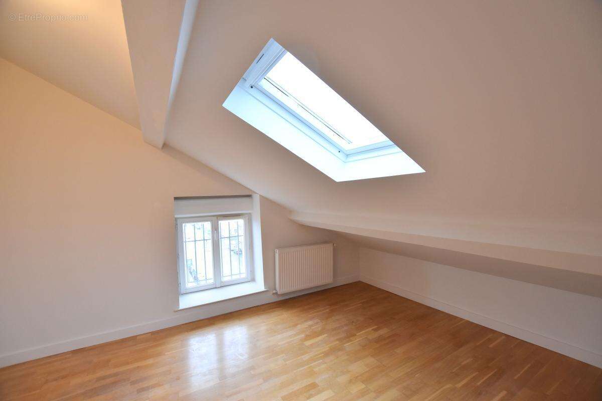 Appartement à TASSIN-LA-DEMI-LUNE