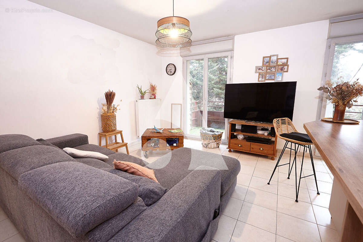 Appartement à LIMAS