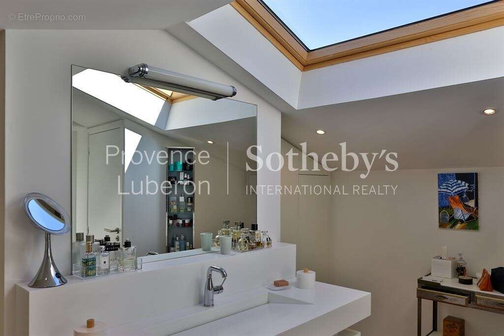 Maison à VAISON-LA-ROMAINE