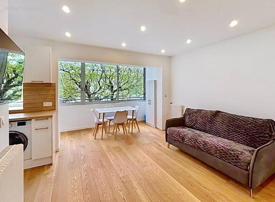 Photo 1 - Appartement à SAINT-MAUR-DES-FOSSES