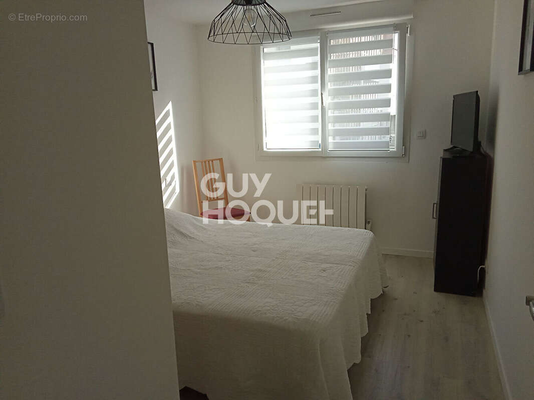 Maison à vendre à St Hilaire de Riez - plein bourg - photo 3