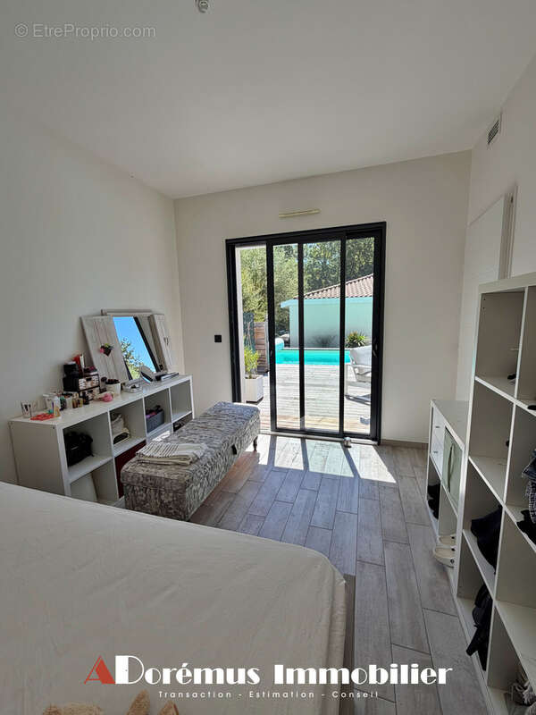 Maison contemporaine 149 m2 habitable - 4 chambres + salle de jeux - piscine - photo 12