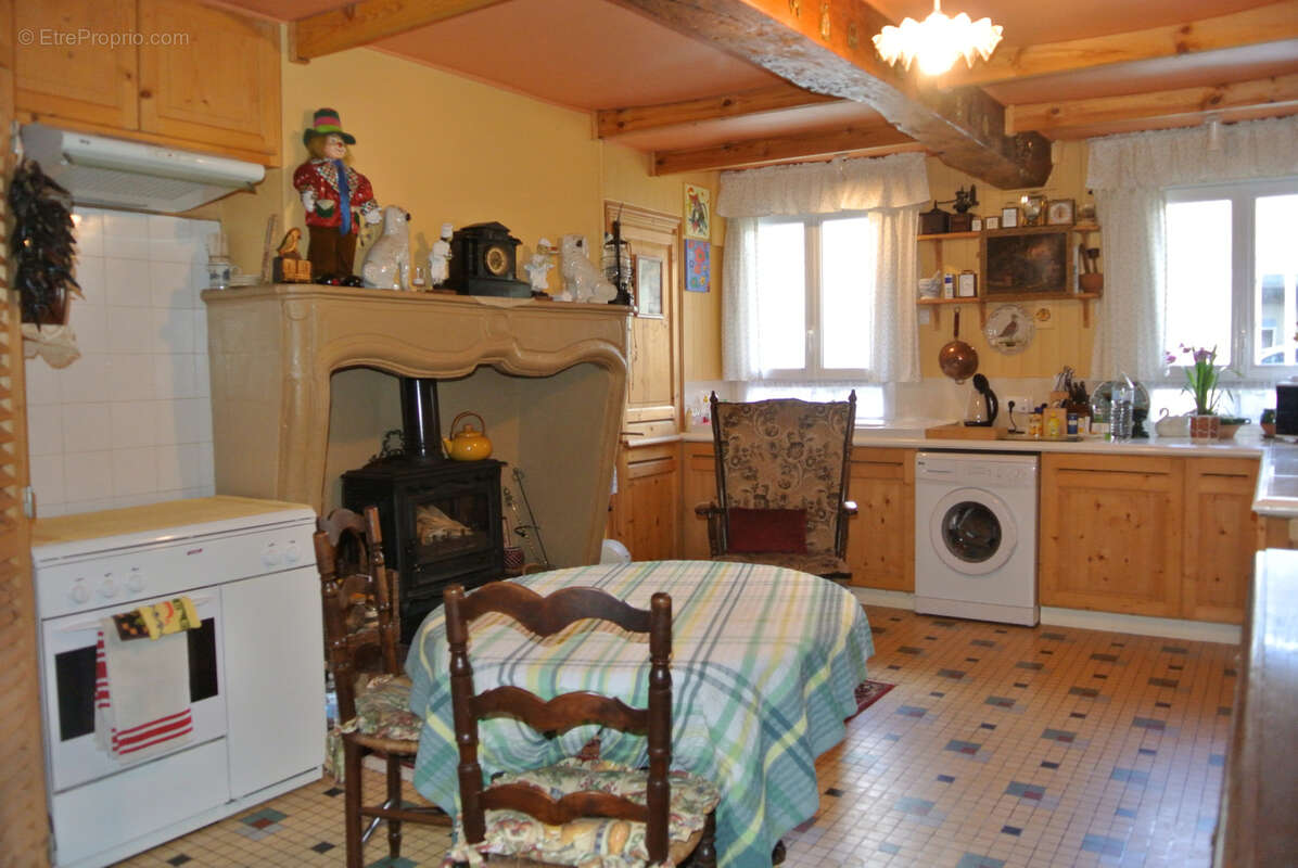 Maison à SAINTE-BAZEILLE