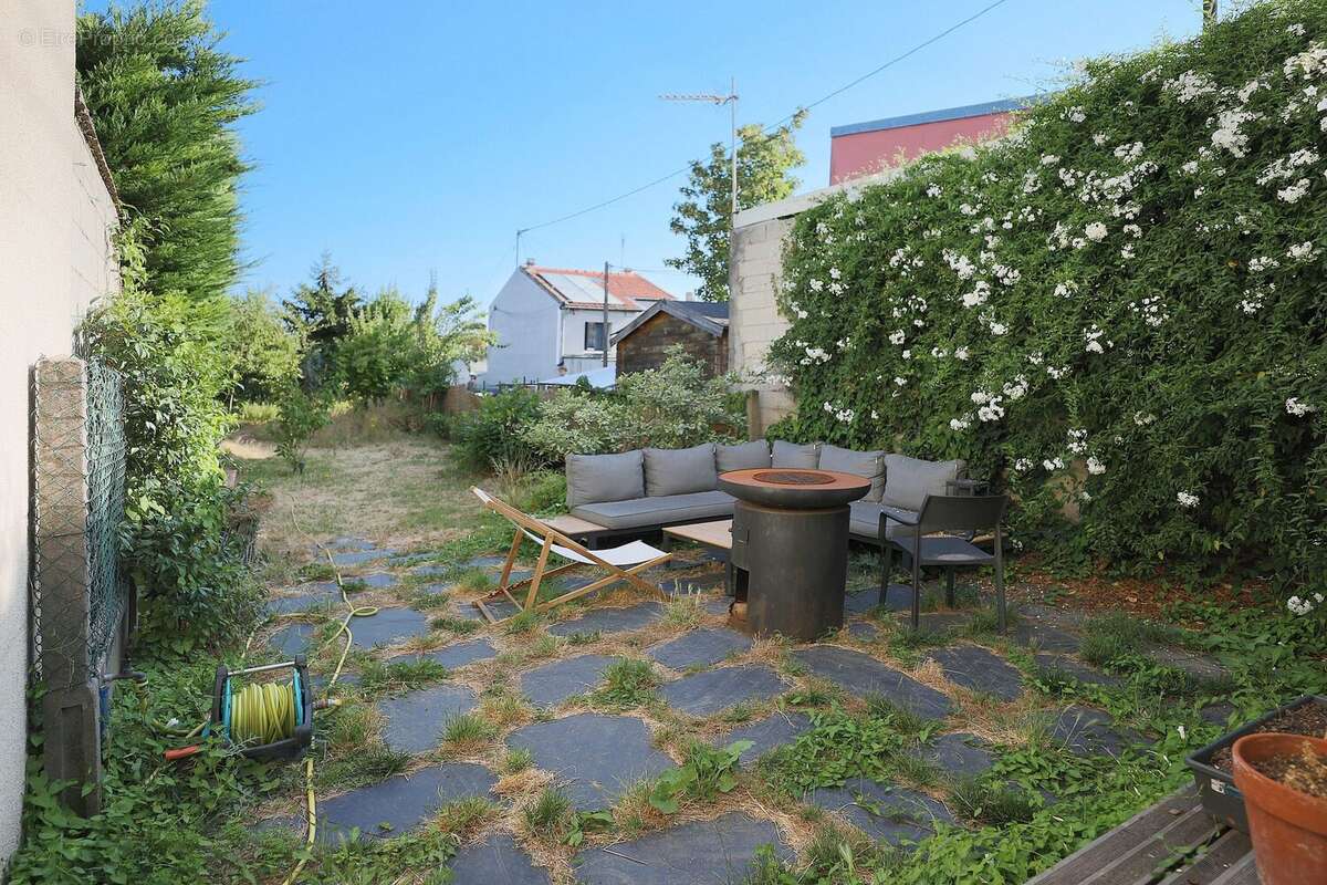 Maison 111 m² à Montreuil  - photo 8