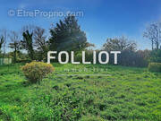 Terrain à LA HAYE-DU-PUITS