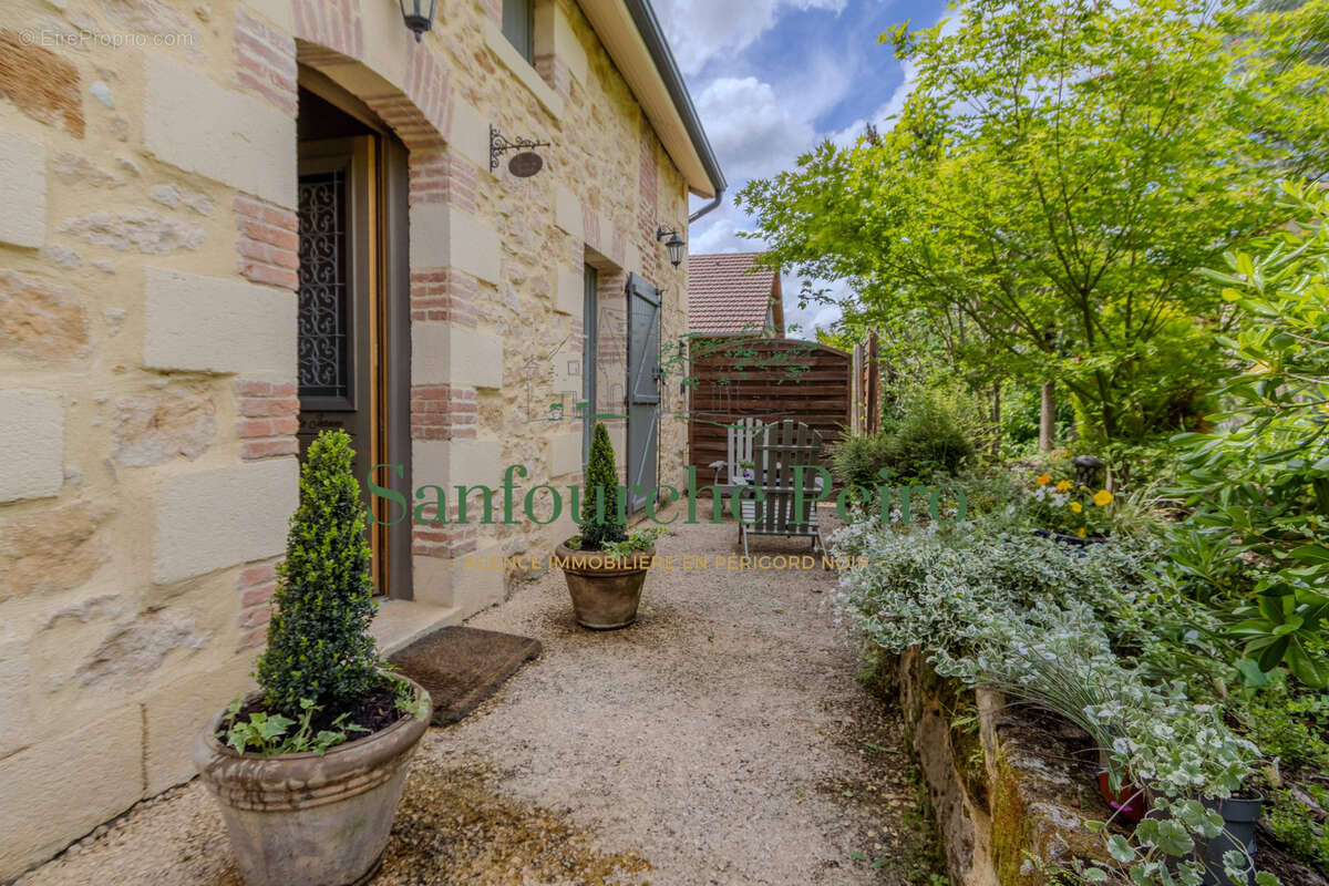 Appartement à SARLAT-LA-CANEDA