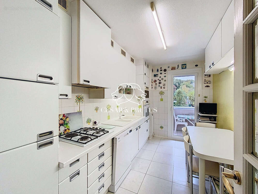 Appartement à TASSIN-LA-DEMI-LUNE