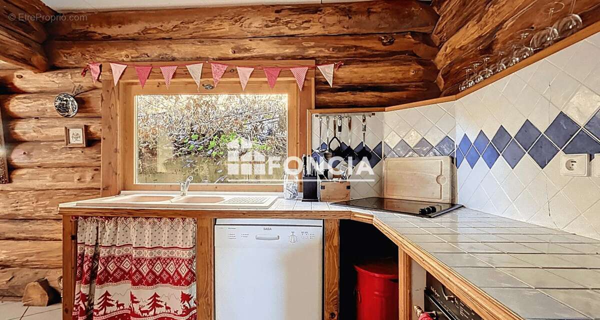 Maison à SAINT-JEAN-DE-BELLEVILLE