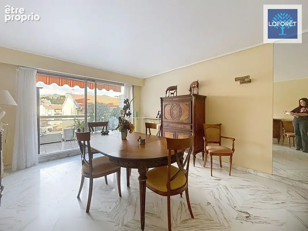 Nice Appartement  Familial 5 pièce(s) 130.40 m2 - photo 5
