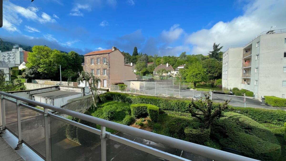 Appartement à SAINT-ETIENNE