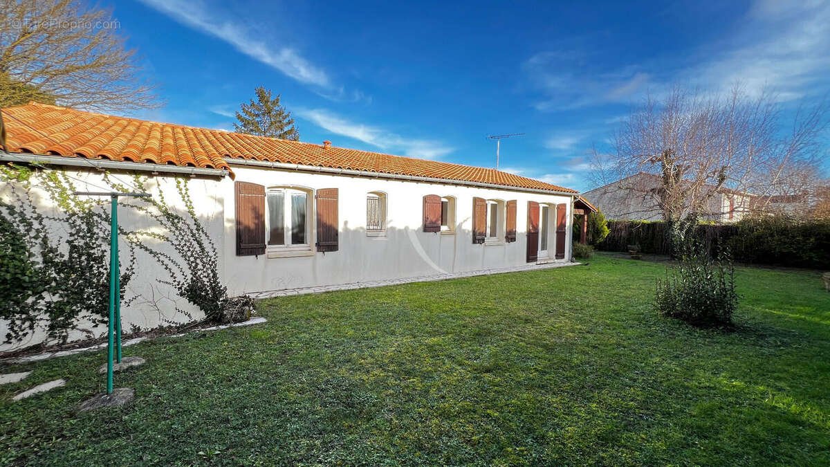 Maison à SAINT-SULPICE-DE-ROYAN