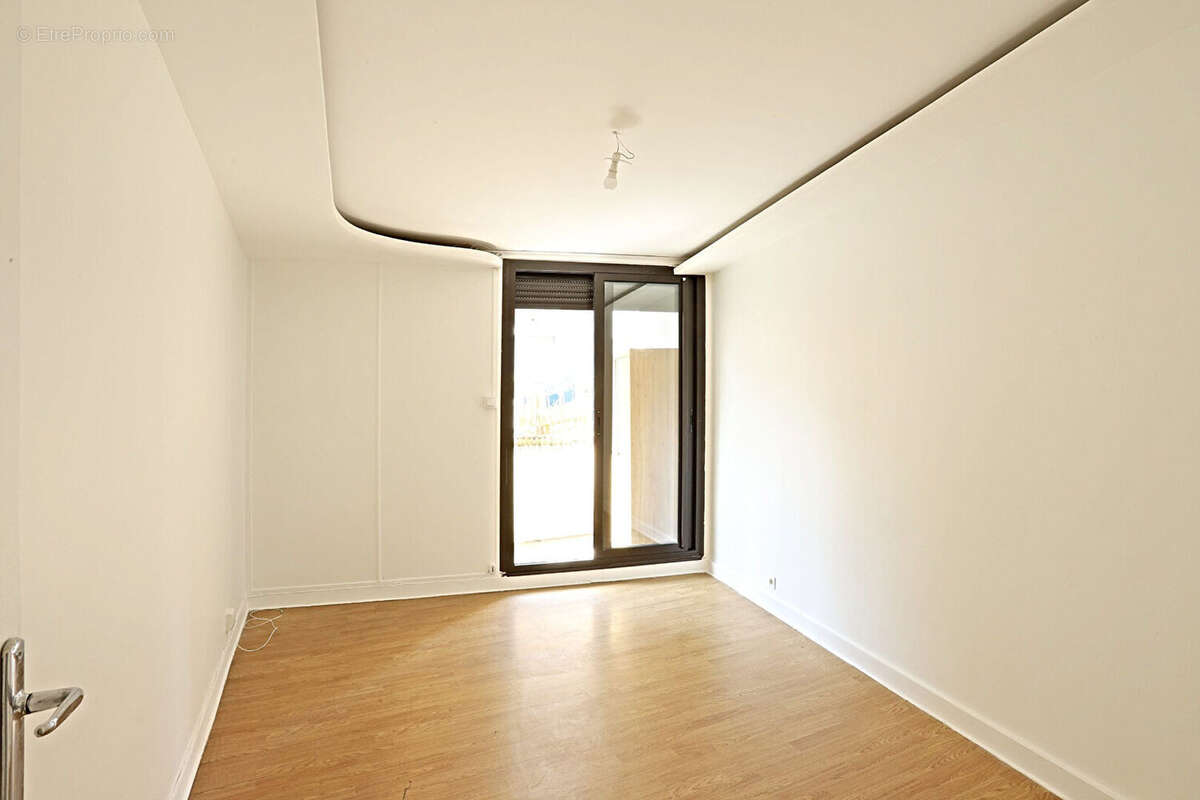 3P - 50m2 - Balcon - DPE D - photo 7