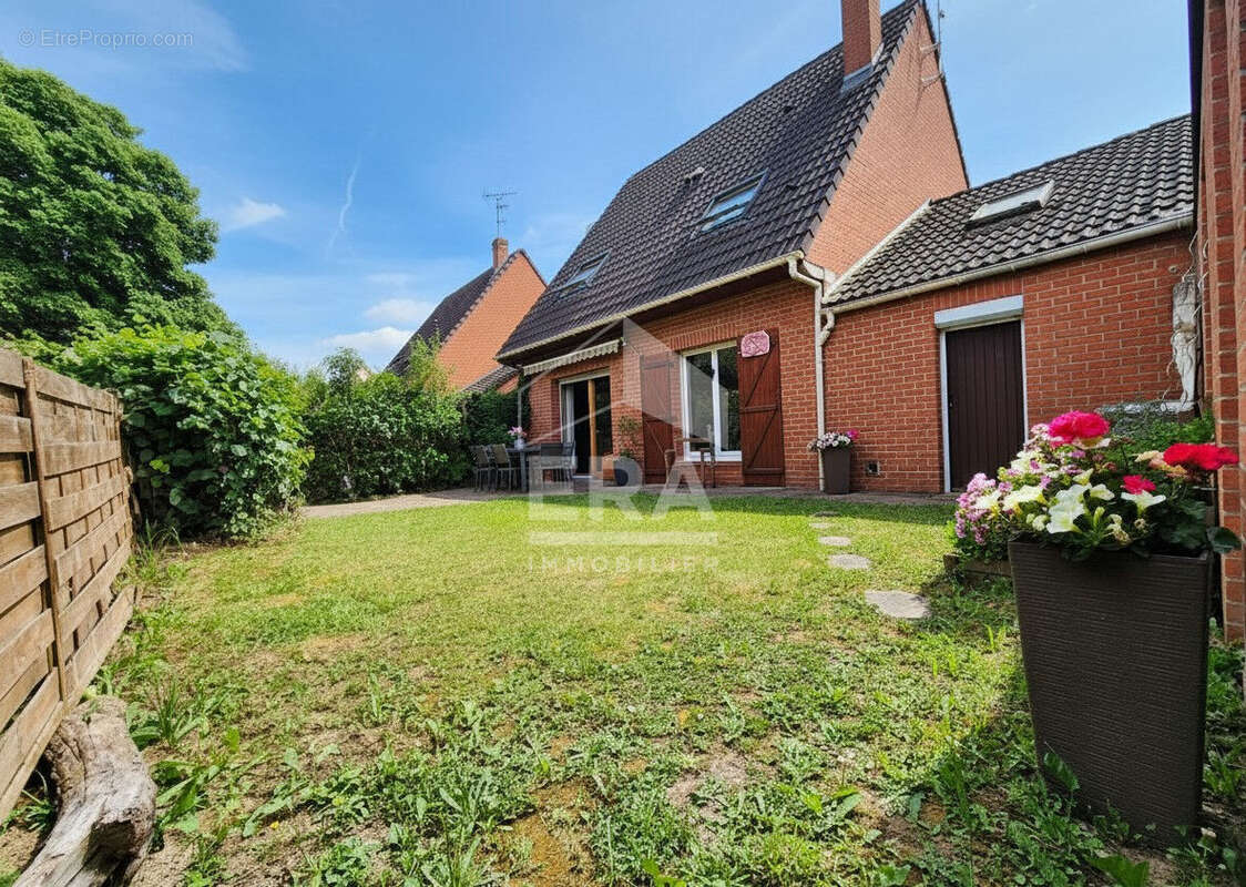 Maison à OIGNIES