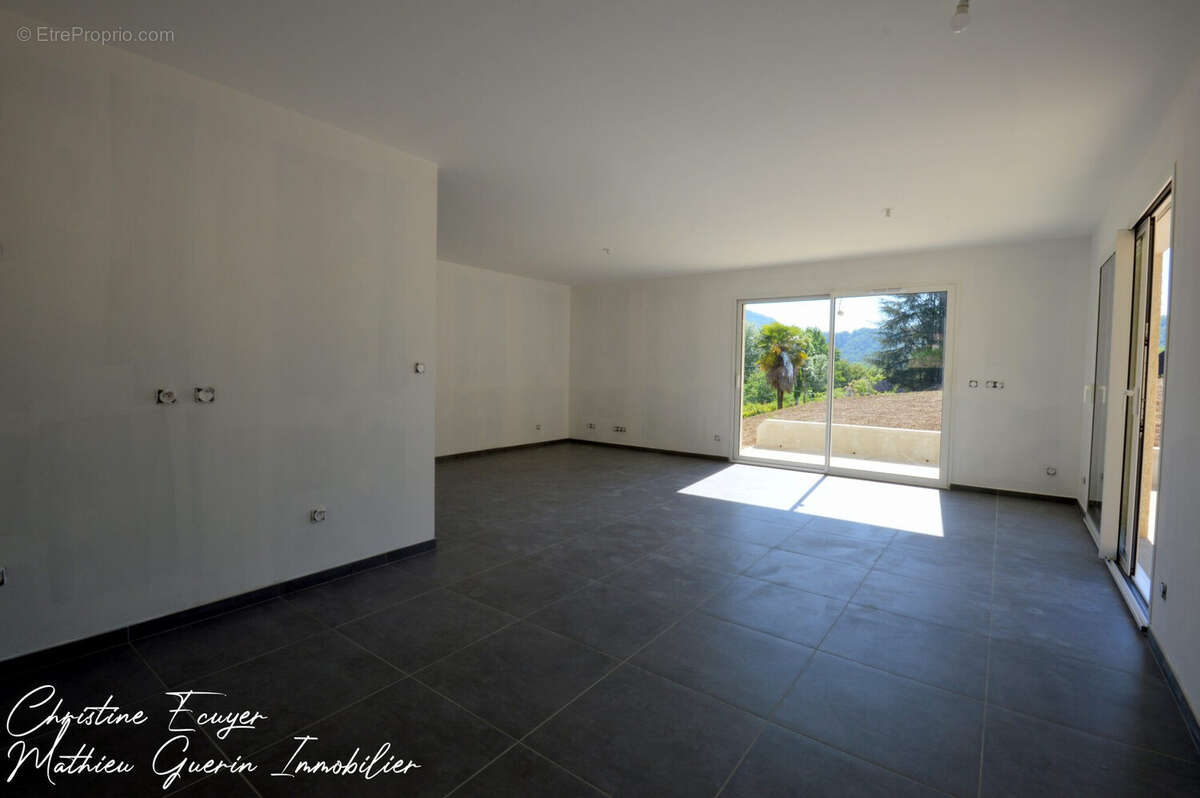 Maison 106 m² à Bregnier-Cordon  - photo 7