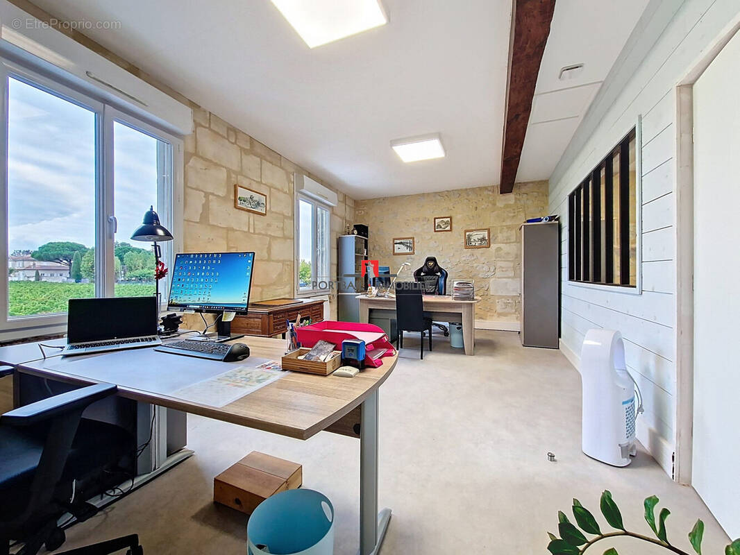 Commerce à CADILLAC-EN-FRONSADAIS