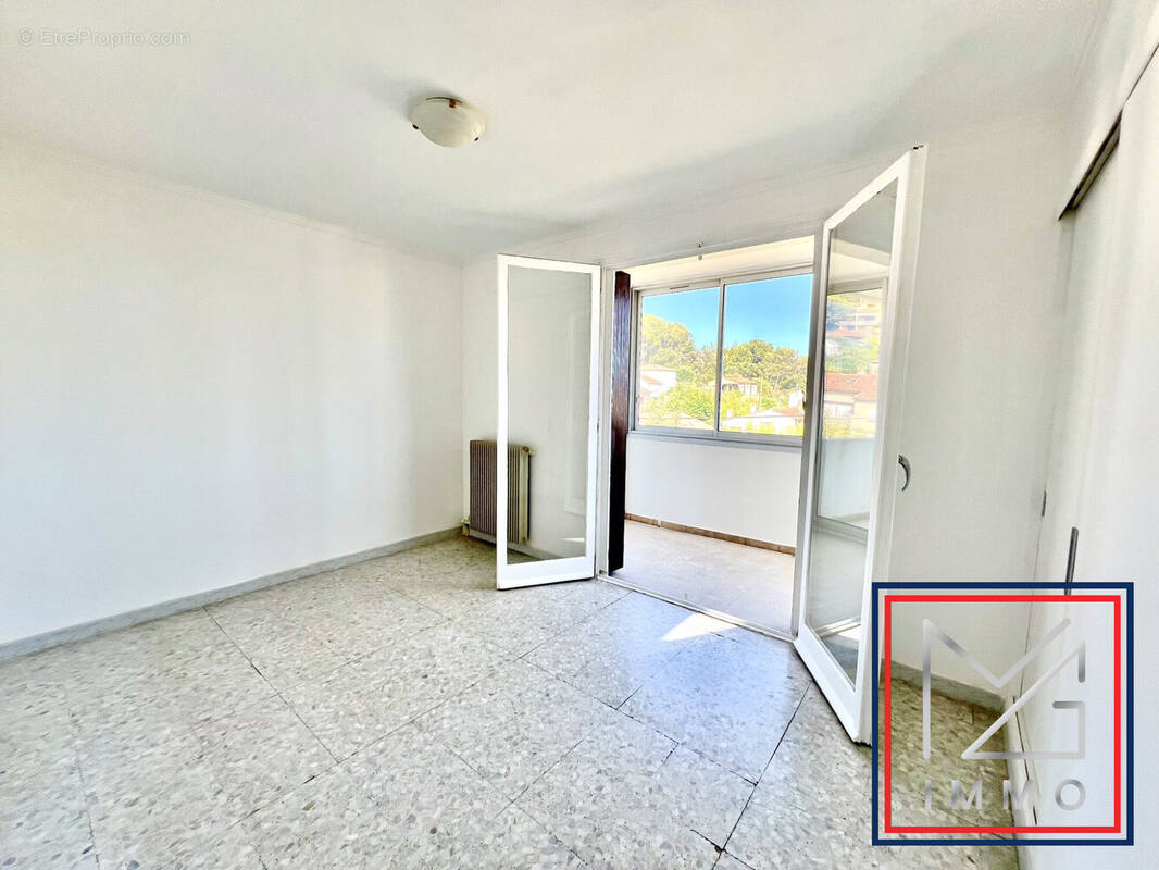 Appartement à SIX-FOURS-LES-PLAGES