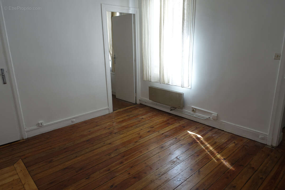F3 - 1er etage - 75012 paris 45.35 m2 - 'exclusivite' - photo 2