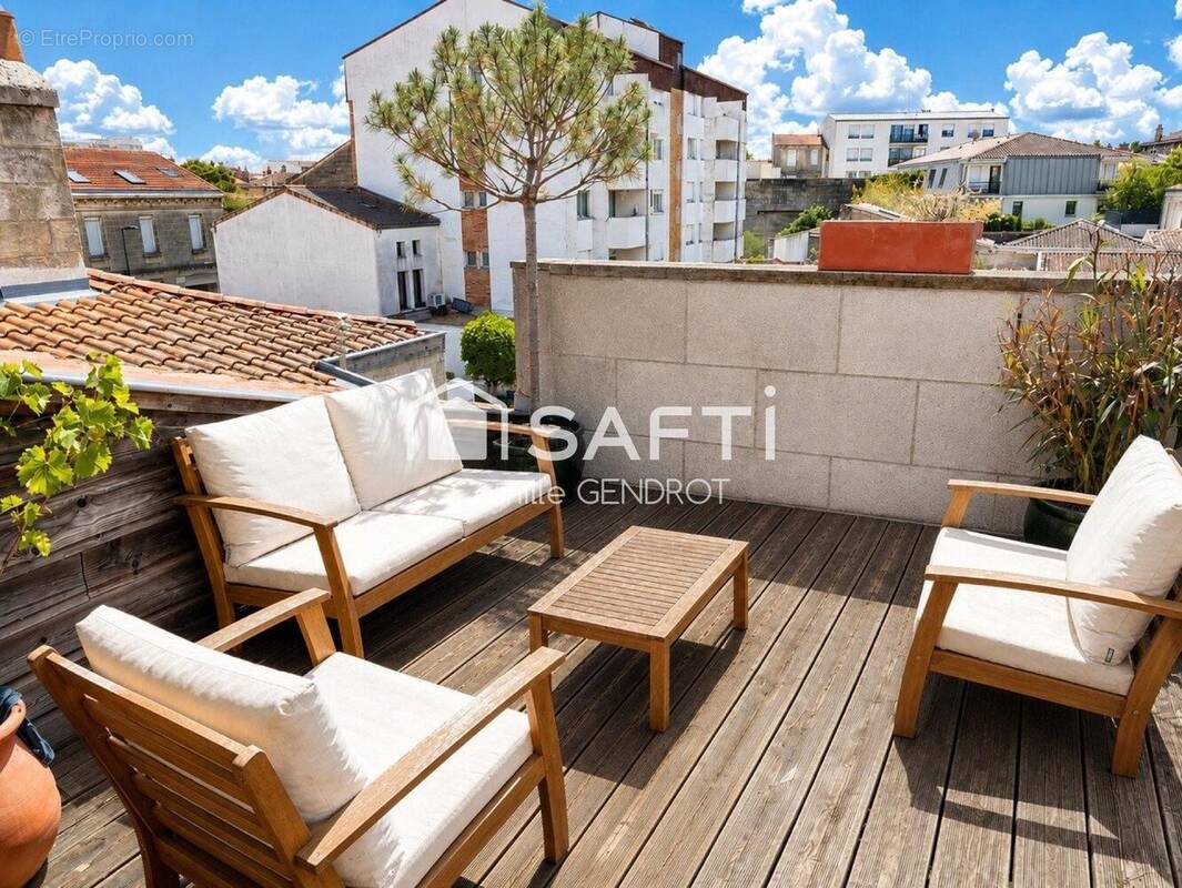 Photo 1 - Appartement à BORDEAUX