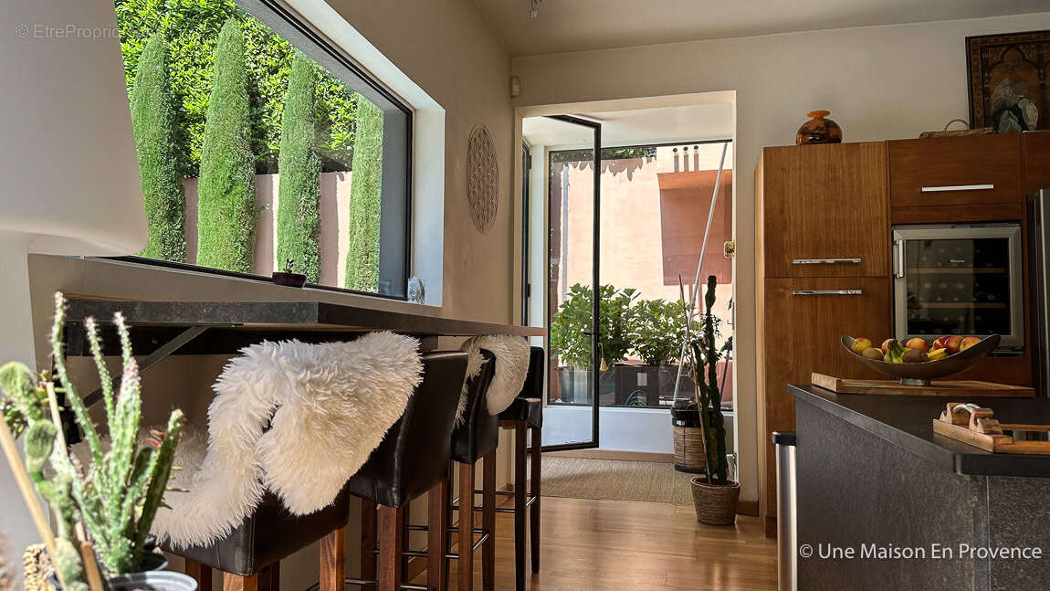 Maison à VILLENEUVE-LES-AVIGNON