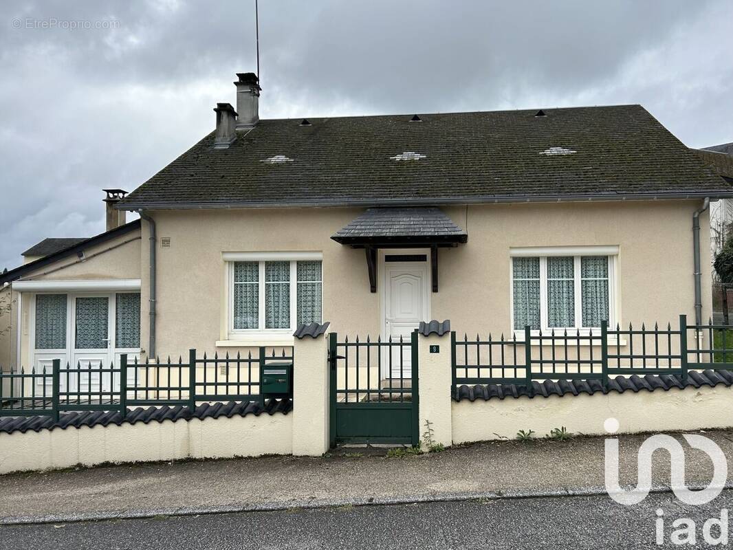 Photo 1 - Maison à CHAMBERET