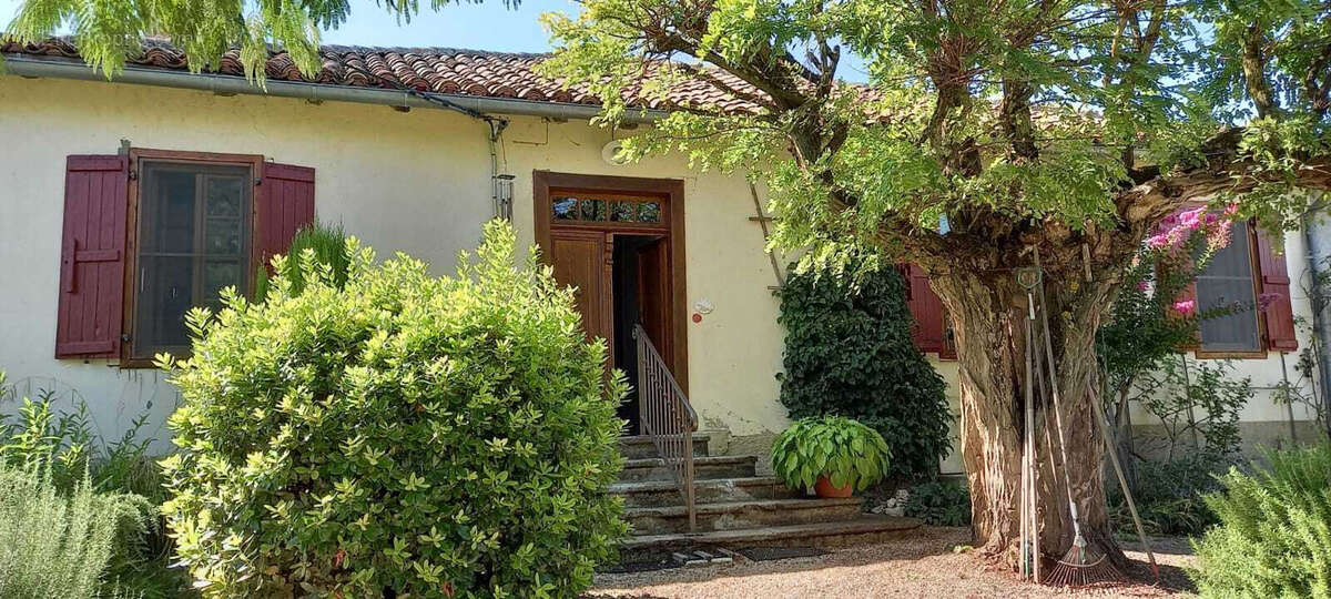 Maison à CASTELNAU-BARBARENS