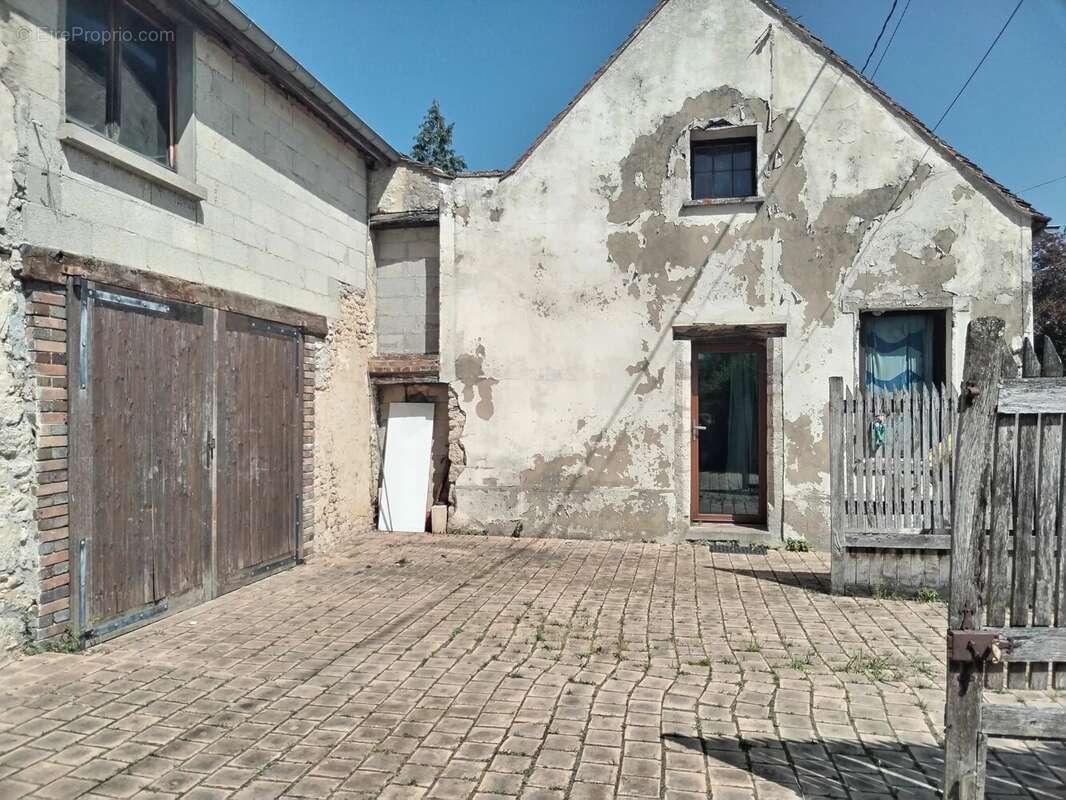 Maison à EGREVILLE