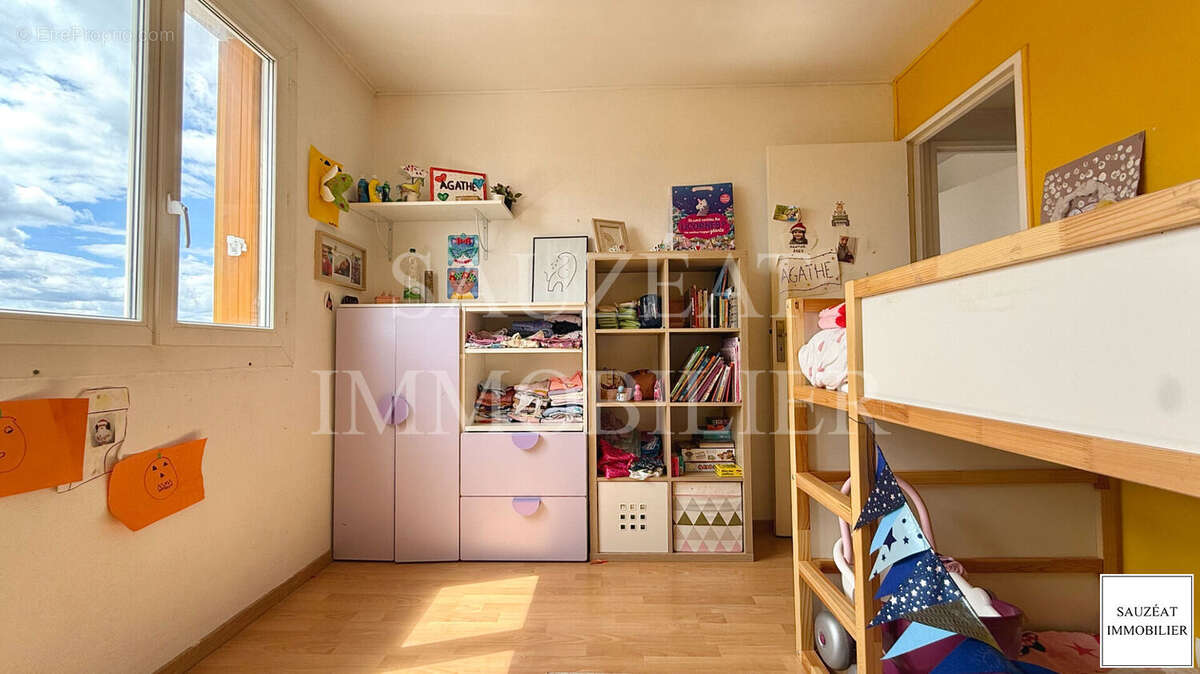 Appartement à BAGNEUX