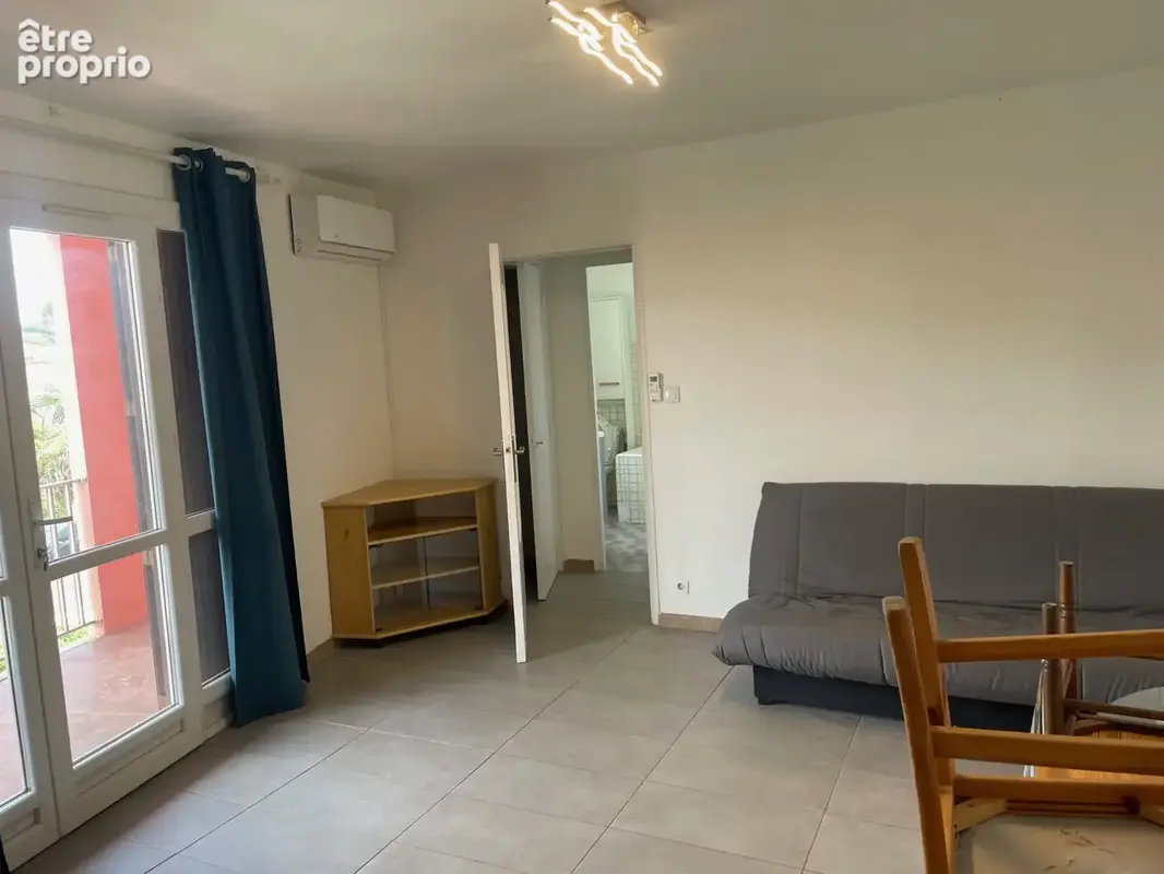Appartement à SIX-FOURS-LES-PLAGES