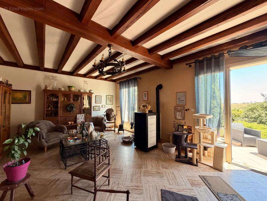 Maison de 5 pièces de 164 m² situé à Irais - photo 7