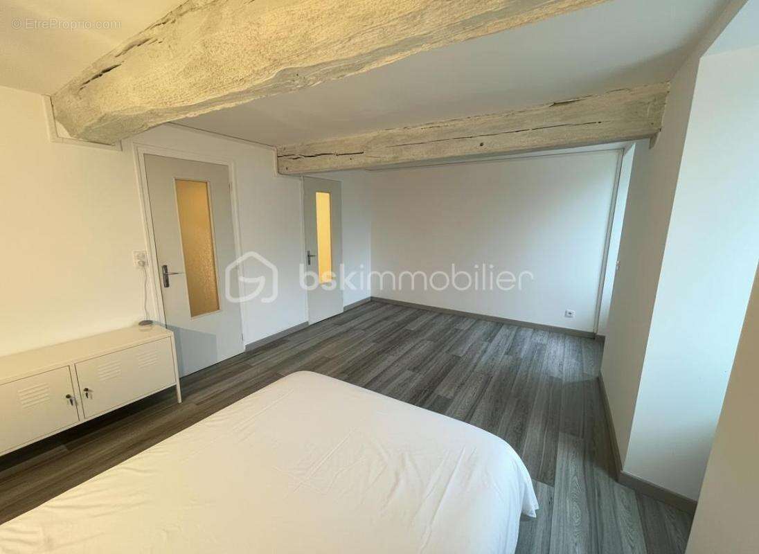 Maison à VAL-D&#039;IZE