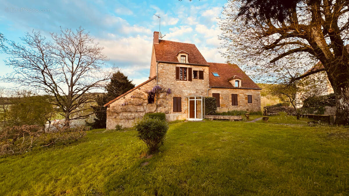 Maison à BAZOCHES
