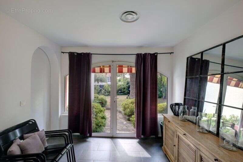 Photo 8 - Maison à SAINT-RAPHAEL