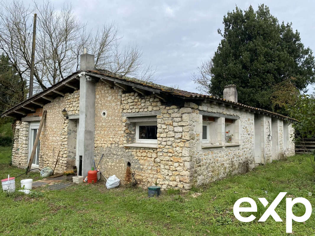 Maison à SAINT-JUST-LUZAC