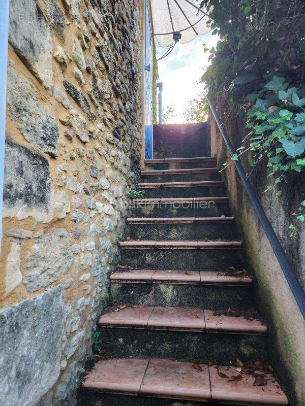 Maison à FORCALQUIER