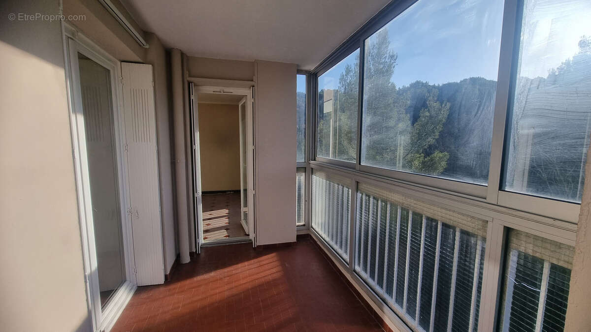 Appartement à LA VALETTE-DU-VAR